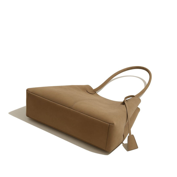 AVERLY | LUXE MAXI TOTE