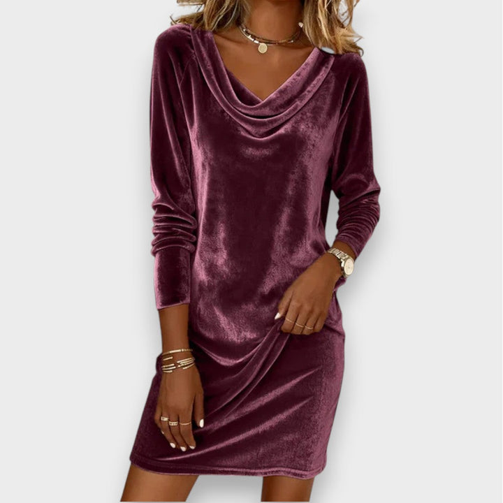 SCARLETT | LOOSE VELVET DRESS