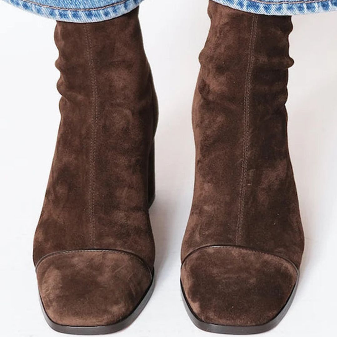 VICTORIA | SQUARE TOE HEELED BOOTS