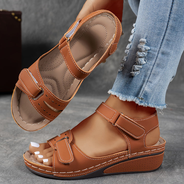 CELIMA | ELEGANT ERGONOMIC SANDALS