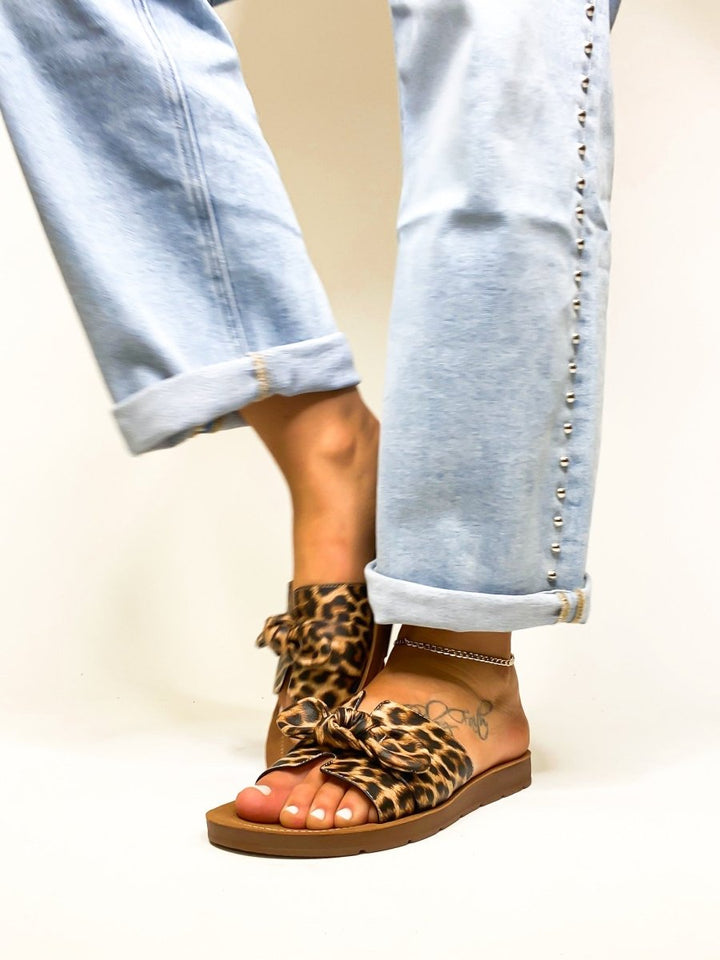 EASE | LEOPARD TOO CUTE SANDALS