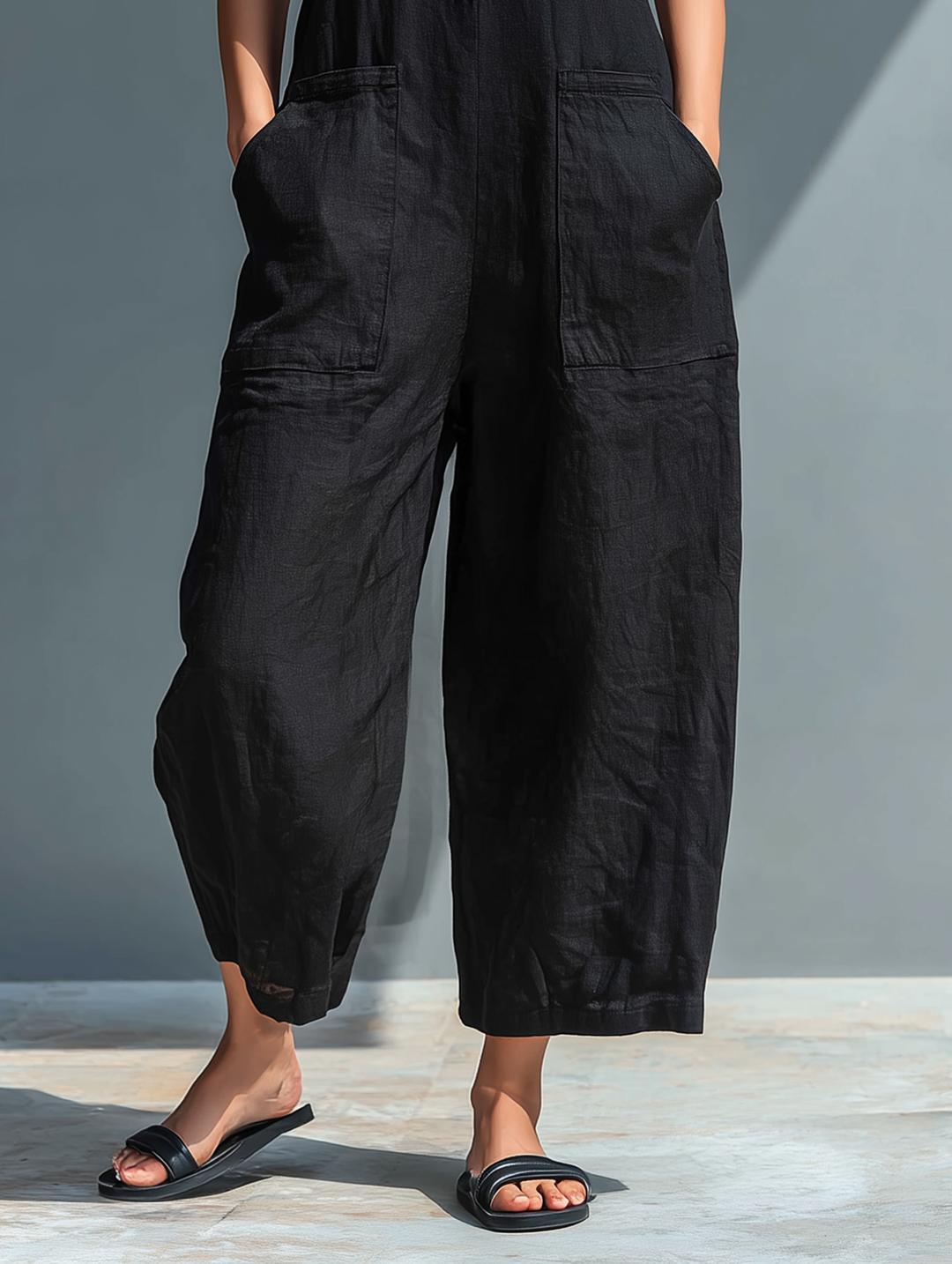 LUCINDA | ELEGANT SLEEVELESS JUMPSUIT